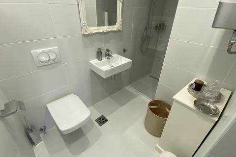 Дом Malinska, Malinska-Dubašnica, 1.000m2