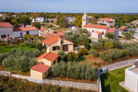 Дом Kavran, Marčana, 207m2