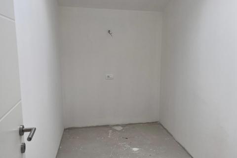 Novigrad centar, stan 73 m2 prvi red do mora