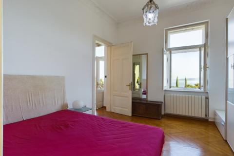 OPATIJA - stan u prizemlju secesijske vile