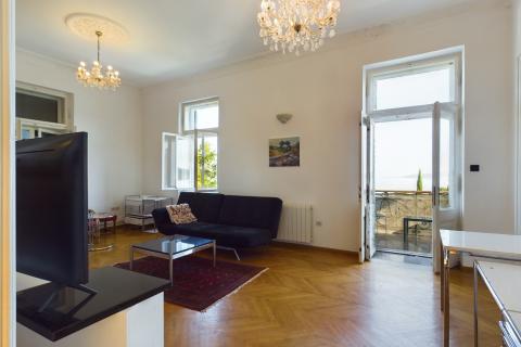 OPATIJA - stan u prizemlju secesijske vile