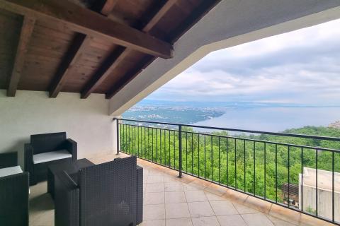 Hiša Bregi, Matulji, 395,45m2