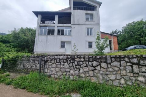 Hiša Bregi, Matulji, 395,45m2