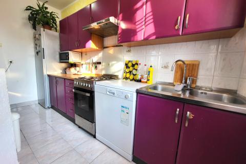 Pula, Šijana, prostran stan sa velikim potencijalom