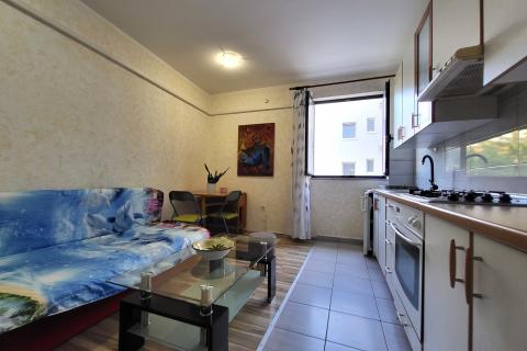 Pula, Šijana, prostran stan sa velikim potencijalom