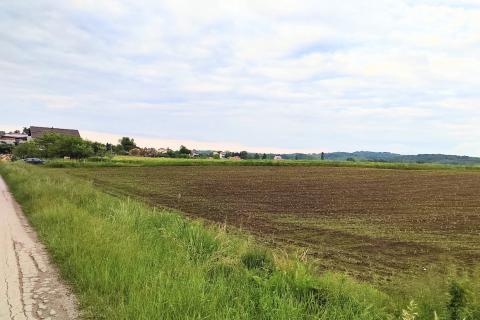 Karlovac; Belaj - građevinsko zemljište 3024 m2 uz Koranu