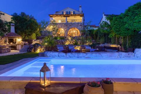 Casa Malinska, Malinska-Dubašnica, 284m2