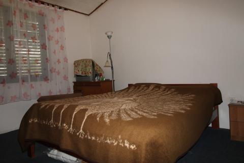 Jadreški, samostojeća kuća na parceli od 1207 m2