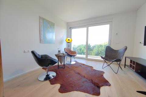 OTOK KRK-MALINSKA,ekskluzivni apartman 300 metara do mora  i plaže