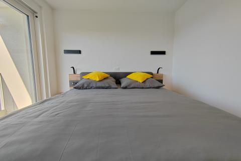 OTOK KRK-MALINSKA,ekskluzivni apartman 300 metara do mora  i plaže