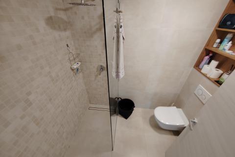 OTOK KRK-MALINSKA,ekskluzivni apartman 300 metara do mora  i plaže