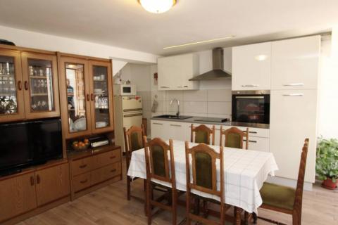 Vrsar: Kamena kuća 3ss u starogradskoj jezgri 