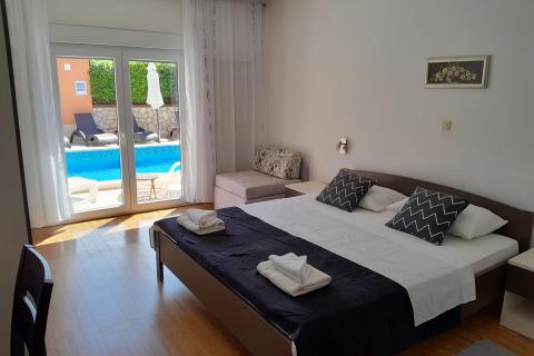 Istra,Medulin,kuća za odmor sa grijanim bazenom