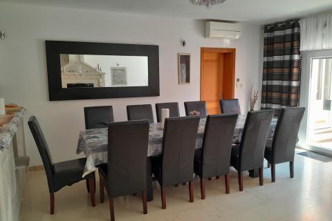 Istra,Medulin,kuća za odmor sa grijanim bazenom