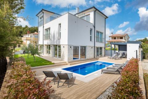 Istra,Fažana,vila sa panoramskim pogledom na Brijune!!