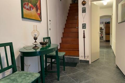 Otok Krk-Punat, prvi red do mora, 180 m2