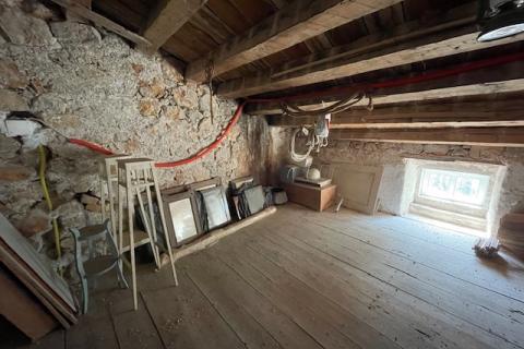 Otok Krk-Punat, prvi red do mora, 180 m2