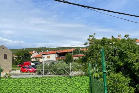 Otok Krk-Punat, prvi red do mora, 180 m2