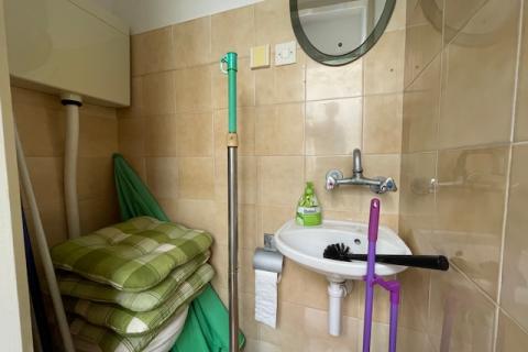 Otok Krk-Punat, prvi red do mora, 180 m2