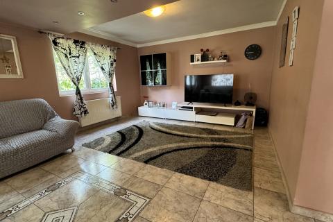 House Sesvetski Kraljevec, Sesvete, 155m2