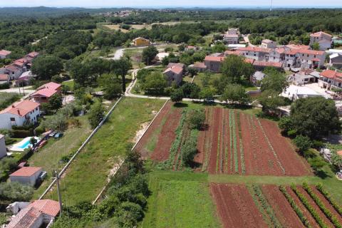 ISTRIA, ST. LOVREČ - Construction land 1313 m2 with project 