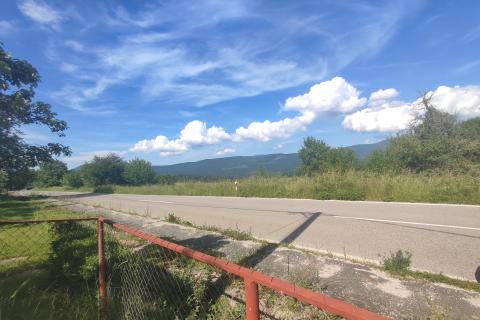 Lika,Donji Lapac,novouređena kuća,blizina rijeke Une