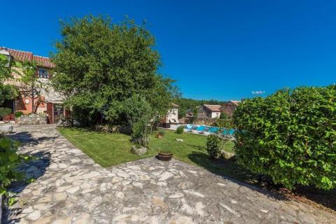 Дом Gradišće, Žminj, 305m2