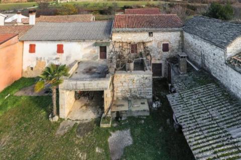 House Kršanci, Žminj, 313m2