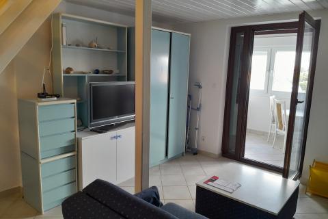 Istra,Barbariga,apartman sa zatvorenom lođom