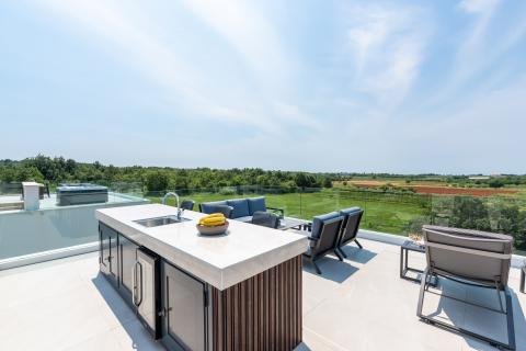 Poreč okolica, samostojeća vila prekrasnog pogleda