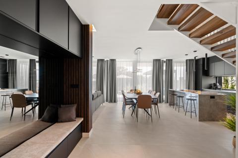 Poreč okolica, vila s korovnom terasom