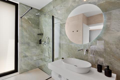 Poreč okolica, vila s korovnom terasom