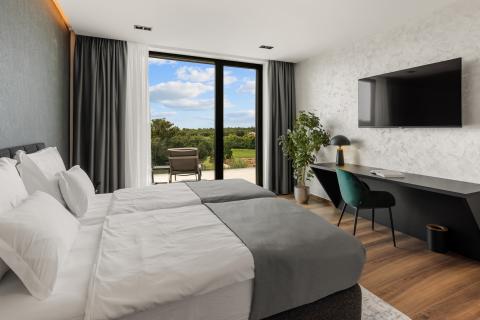 Poreč okolica, vila s korovnom terasom