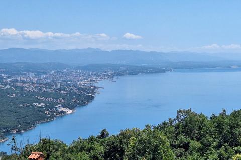 OPATIJA, BREGI - obiteljska kuća s bazenom