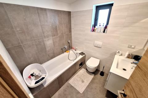 OPATIJA, BREGI - obiteljska kuća s bazenom