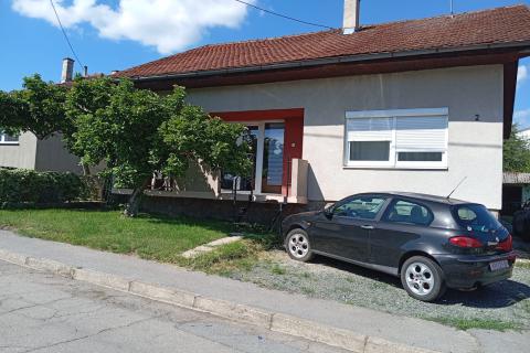 Popovača - centar, kuća za najam