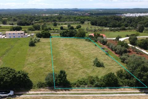 Stavbno zemljišče Maružini, Kanfanar, 3.292m2