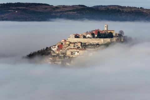 Motovun, kamena kuća s lijepim pogledom
