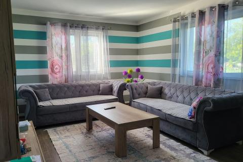 Velika Gorica, Donje Podotočje, kuća 200 m2 sa dvorišnicom