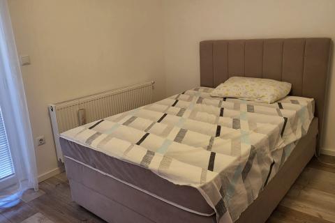 Velika Gorica, Donje Podotočje, kuća 200 m2 sa dvorišnicom