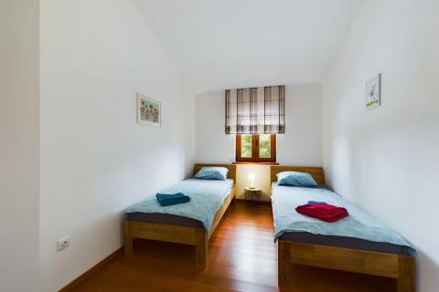 Istra, Barban okolica-renovirana kamena kuća s bazenom