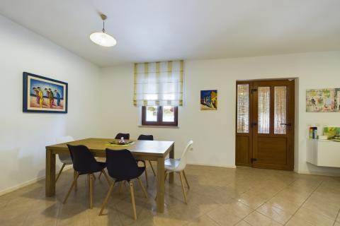 Istra, Barban okolica-renovirana kamena kuća s bazenom