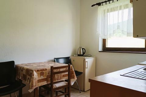 Saborsko , Lička Jesenica - Kuća sa okućnicom