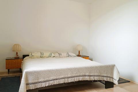 Saborsko , Lička Jesenica - Kuća sa okućnicom