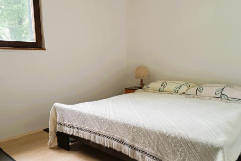 Saborsko , Lička Jesenica - Kuća sa okućnicom