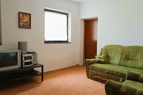 Saborsko , Lička Jesenica - Kuća sa okućnicom