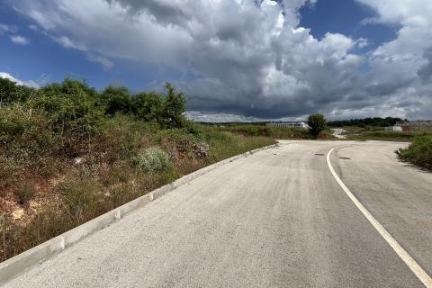 Istra, Poreč - okolica - građevinsko zemljište u poslovnoj zoni