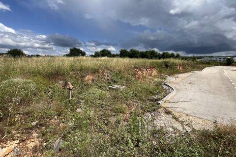Istra, Poreč - okolica - građevinsko zemljište u poslovnoj zoni