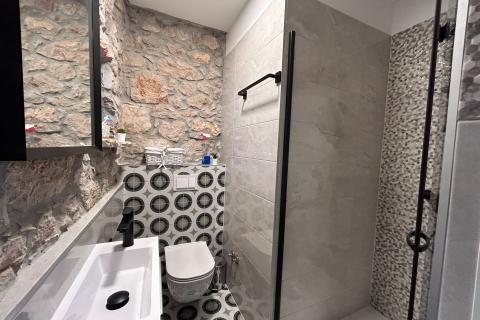 OTOK KRK,DOBRINJ -moderno  kamena villa sa bazenom