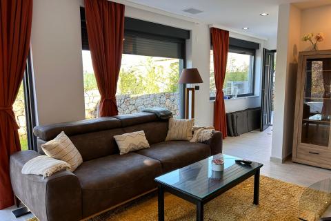 OTOK KRK,DOBRINJ -moderno  kamena villa sa bazenom